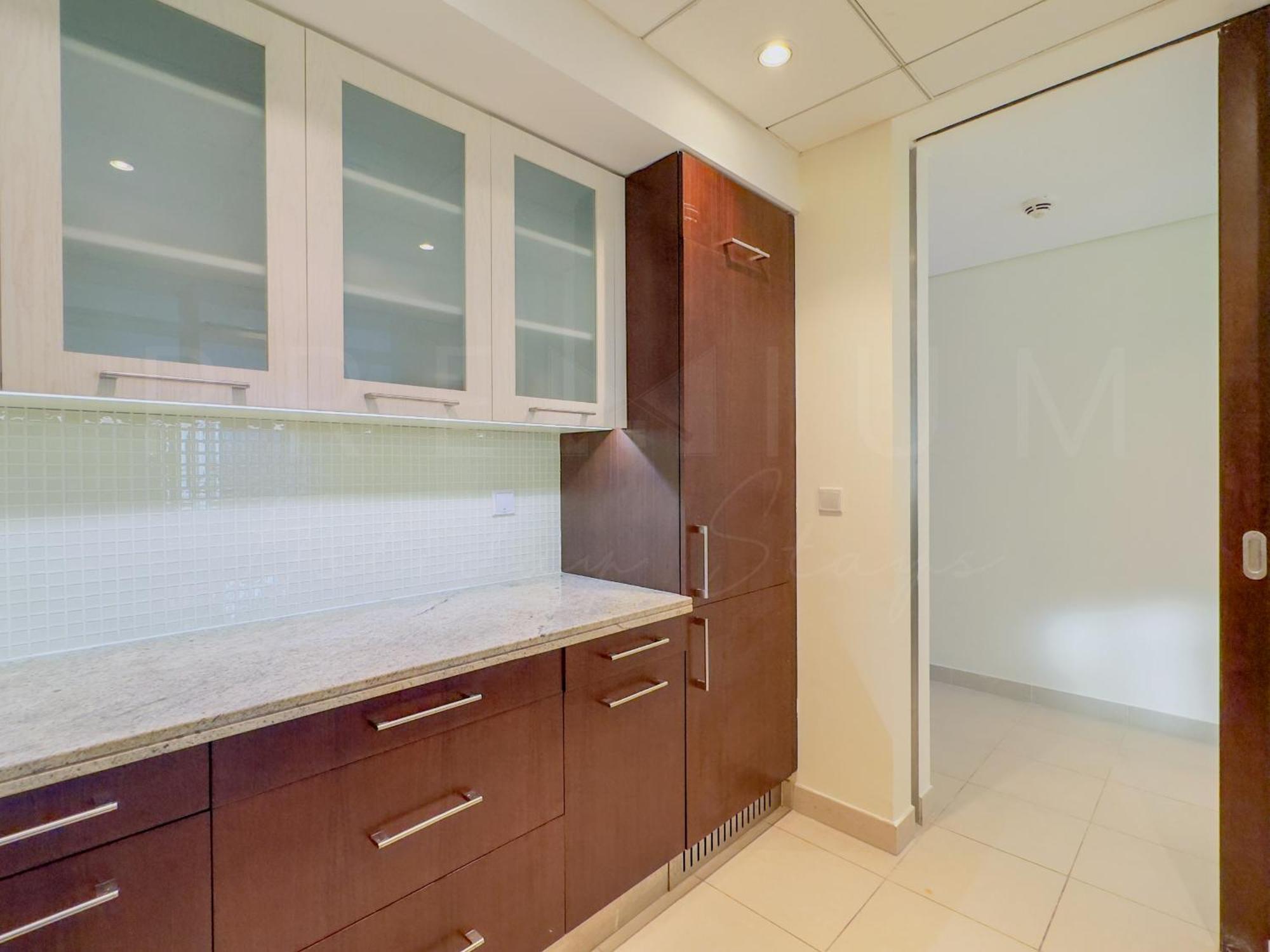 Cozy 1br In Blvd - Near Mall -1208 Apartment Dubai
