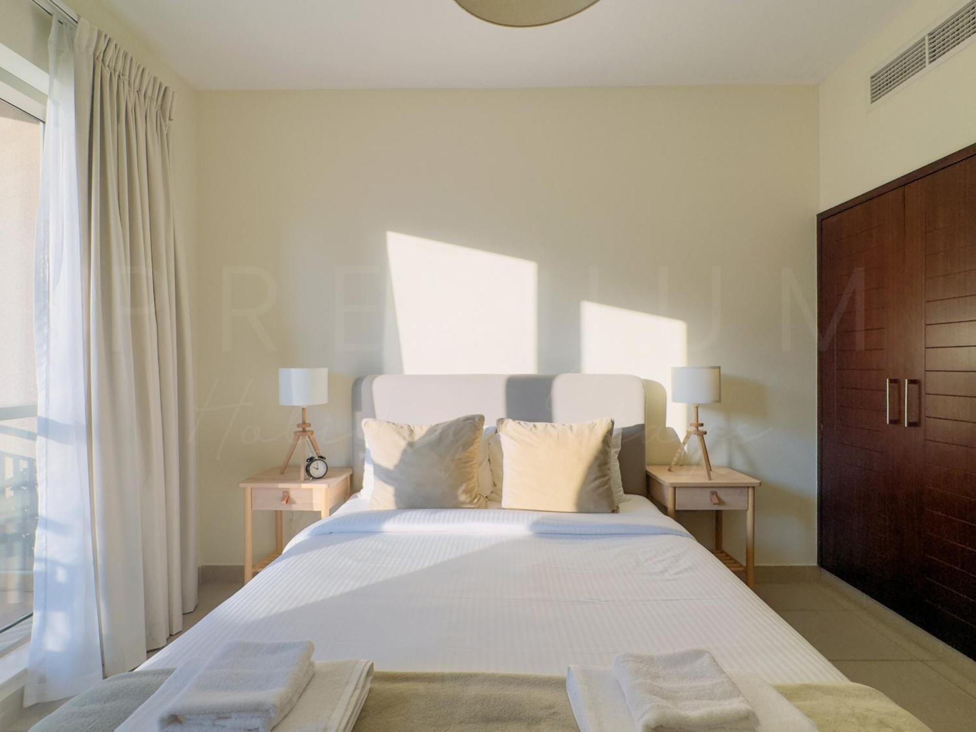 Cozy 1br In Blvd - Near Mall -1208 Dubai