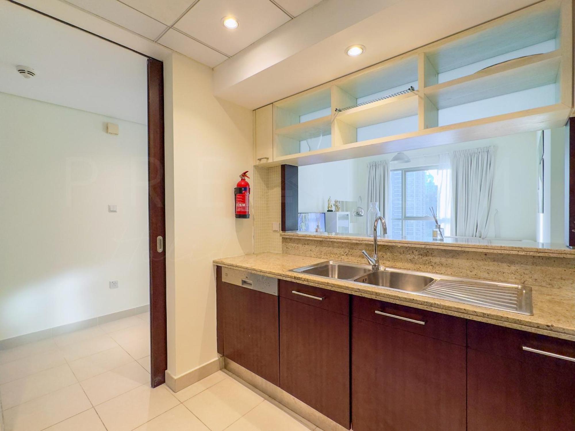 Cozy 1br In Blvd - Near Mall -1208 *